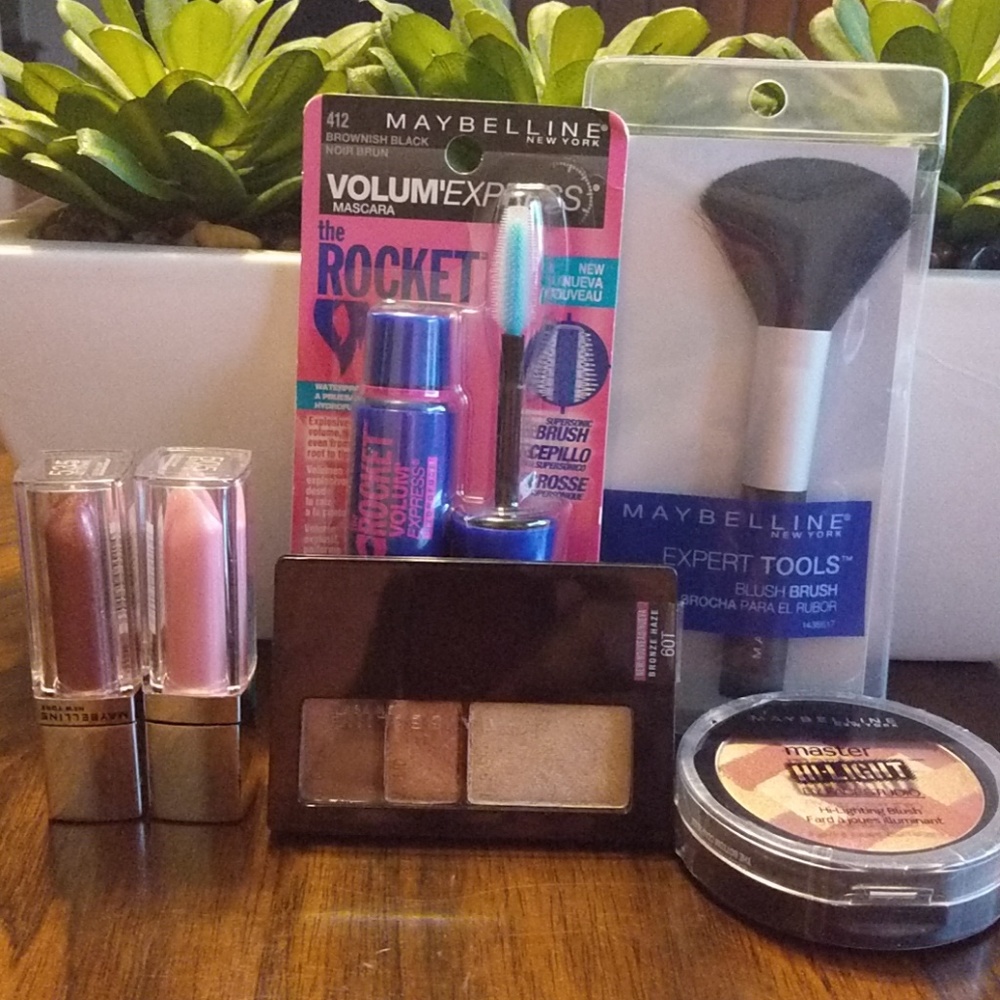 Maybelline Makeup set